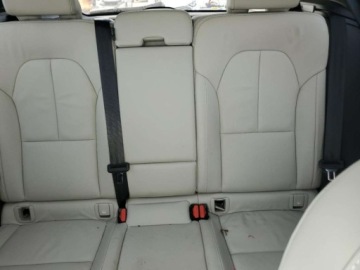 Volvo XC40 2022 Volvo XC 40 Volvo XC40 T5 AWD Momentum z 2022 roku , od firmy ubezpieczeni, zdjęcie 10