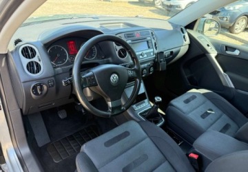 Volkswagen Tiguan I SUV 2.0 TDI CR DPF 140KM 2008 Volkswagen Tiguan Volkswagen Tiguan 2.0 Diesel 140KM, zdjęcie 21