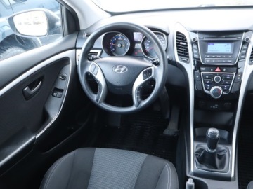 Hyundai i30 II Wagon Facelifting 1.6 CRDi 110KM 2017 Hyundai i30 1.6 CRDi, Salon Polska, Serwis ASO, zdjęcie 6