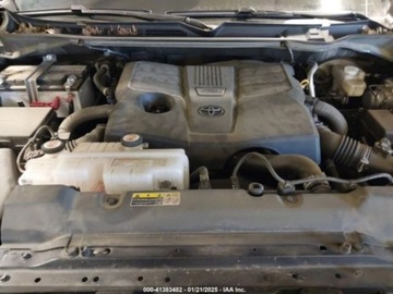 Toyota Tundra II 2022 Toyota Tundra 2022r., Platinum, od ubezpieczalni 3.4 Benzyna 389KM, zdjęcie 11