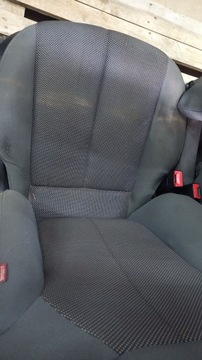 KOMPLET SEDADLA SEAT LEON II 08R
