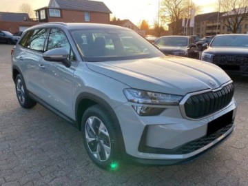 Skoda Kodiaq II SUV 1.5 TSI mHEV 150KM 2026 SKODA Kodiaq Selection 1.5 TSI mHEV DSG Suv 150KM 2026, zdjęcie 1