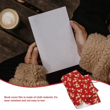 ОБЛОЖКА КНИГИ КНИГА КРАСНАЯ КУРТКА С РУКАВАМИ