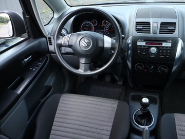 Suzuki SX4 II S-cross 1.6 VVT 120KM 2014 Suzuki SX4 1.6 VVT, Klima, zdjęcie 6