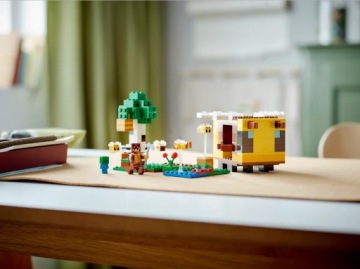 LEGO Minecraft 21241 Пчелиный улей + подарочный пакет