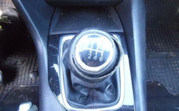 Mazda 3 III Sedan 2.0 SKYACTIV-G 120KM 2014 Mazda 3 2014r, Salonowy, 2.0 Benzyna. Uszkodzony prawy przod. 2.0 Benzyna, zdjęcie 16