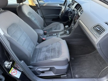Volkswagen Golf VII Variant Facelifting 1.6 TDI-CR DPF BMT 115KM 2018 Volkswagen Golf Automat. Radar. Asystent. Navi ., zdjęcie 31