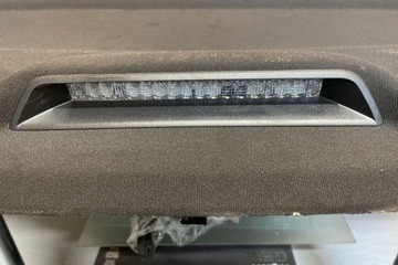 POLIČKA KUFRU VW JETTA MK6 (162, 163) 5C6863413 2.0L DIESEL 110KW 2015