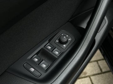 Volkswagen Passat B8 Variant Facelifting 1.5 TSI EVO 150KM 2023 Volkswagen Passat Kamera Cofania! APP! DSG! Tempom, zdjęcie 10