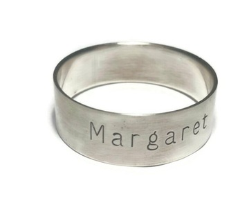 Stalowa obrączka do serwetek imię Margaret / 29