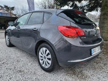 Opel Astra J GTC 1.4 Turbo ECOTEC 120KM 2013 Opel Astra 1.4 Turbo 120 KM I Właściciel 101, zdjęcie 6