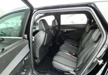 Peugeot 5008 II Crossover 1.6 THP 180KM 2019 Peugeot 5008 Peugeot 5008 1.6 PureTech GT Line SampS EAT8 1.6 Benzyna, zdjęcie 15