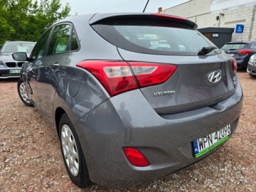 Hyundai i30 II Hatchback 3d Facelifting 1.6 GDI 135KM 2016 Hyundai i30 II 1.6 GDi 135 KM klimatyzacja super stan gwarancja, zdjęcie 7