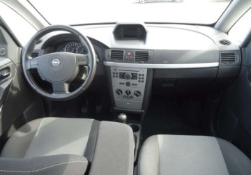 Opel Meriva I 1.8 ECOTEC 125KM 2010 Opel Meriva 1.8 Benz. 125KM Klima Alu Super Stan Zarejestrowany 1.8 Benzyna, zdjęcie 15