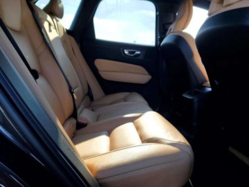 Volvo XC60 II 2023 Volvo XC 60 Ultimate 2023 2.0 Hybryda 247KM, zdjęcie 11