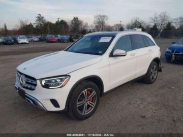 Mercedes GLC C253 2020 Mercedes-Benz GLC 300, 2020r., 4x4, 2.0L 2.0 Benzyna 255KM, zdjęcie 1