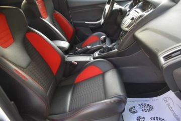 Ford Focus III ST Kombi 2.0 EcoBoost 250KM 2015 Ford Focus FORD FOCUS ST 2.0 250KM RECARO LED Xenon Gwarancja 12m-cy Facel, zdjęcie 17