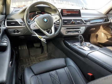 BMW Seria 7 G70 2022 BMW Seria 7 740i 2022 3.0l 3.0 Benzyna 335KM, zdjęcie 8