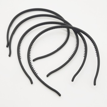 ЧЕРНАЯ РЕЗИНОВАЯ РЕЗИНКА ДЛЯ ВОЛОС, ТОНКАЯ МАТОВАЯ