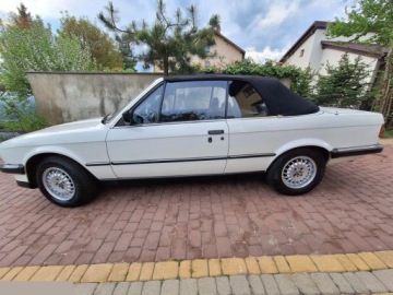 BMW Seria 3 E30 Cabrio 325 i 170KM 1989 BMW Seria 3 325i 170 KM Klasyczny kabriolet z 1989 roku, zdjęcie 7