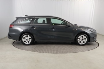 Kia Ceed III Kombi Facelifting 1.5 T-GDI 160KM 2023 Kia Ceed 1.5 T-GDI, Salon Polska, 1. Właściciel, zdjęcie 5