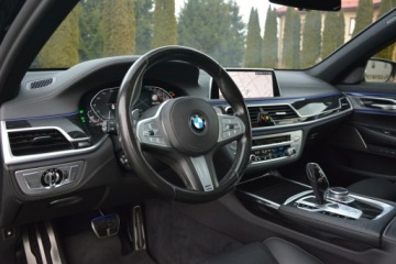 BMW Seria 7 G11-G12 2019 BMW 740 G11/12 3.0 Hybryda 386KM M-PAKIET, zdjęcie 19
