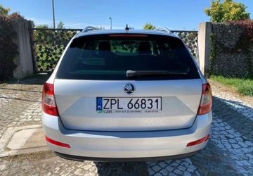 Skoda Octavia III Kombi 1.6 TDI CR DPF 110KM 2014 Skoda Octavia Skoda Octavia 1.6 TDI (Green tec) Ambition 1.6 Diesel 110KM, zdjęcie 11