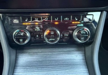 Skoda Superb III Kombi Facelifting 2.0 TDI SCR 150KM 2022 Skoda Superb Skoda Superb 2.0 TDI DSG Sportline 2.0 Diesel 150KM, zdjęcie 28