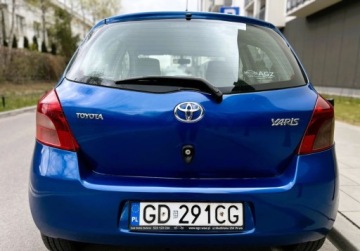 Toyota Yaris II Hatchback 5d 1.0 VVT-i 69KM 2007 Toyota Yaris Salon PL Klima Super stan Polska Warszawa Benzyna 69KM, zdjęcie 24