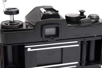 Chinon CE II Memotron - M42 - корпус