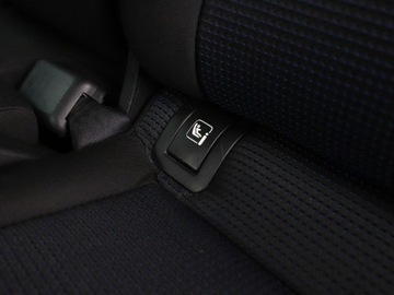 Hyundai Tucson III SUV 1.7 CRDI 115KM 2016 Hyundai Tucson navi PDC-kamera grzane fotele, zdjęcie 38