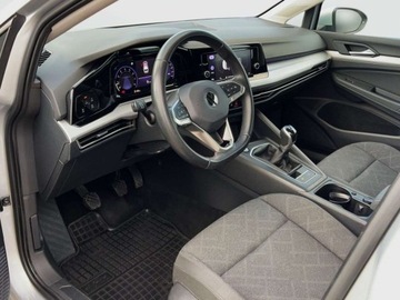 Volkswagen Golf VIII Variant 1.5 TSI 130KM 2022 Volkswagen Golf 1.5TSI 130KM Life SalonPL SerwisASO Acc Led Virtual KessyG, zdjęcie 14