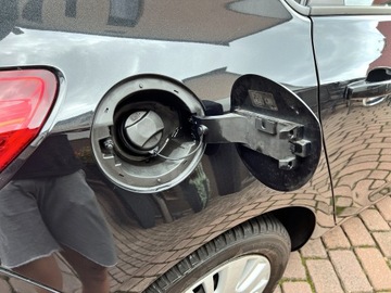 Opel Astra J Hatchback 5d 1.4 Twinport ECOTEC 100KM 2012 Opel Astra TYLKO125tyśkm SELECTION 2012 Klima 5D ZADBANA 1.4 Zwykła Benzyna, zdjęcie 17