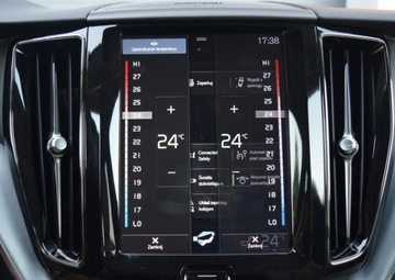 Volvo XC60 II Crossover D4 190KM 2018 Volvo XC 60 2.0 D4 AWD Automatic Kamera 360 Virtual Skora Navi Ledy Blis, zdjęcie 30
