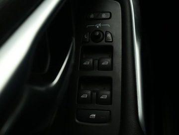 Volvo V40 II Hatchback Facelifting 2.0 D2 120KM 2017 Volvo V40 Cross Country 2.0 D2, Skóra, Navi, zdjęcie 20