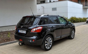 Nissan Qashqai I Crossover 2.0 140KM 2010 Nissan Qashqai 2,0 Lift Panorama 2.0 Benzyna 140KM, zdjęcie 3
