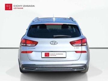 Hyundai i30 III Wagon Facelifting 1.0 T-GDI 120KM 2022 Hyundai i30 Modern 1.0 T-GDI 120KM Salon PL Ekonomiczny silnik Lane ass, zdjęcie 3