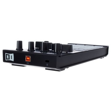 Native Instruments TRAKTOR KONTROL F1