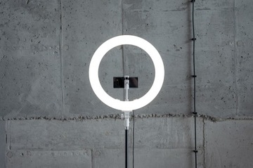 Светодиодная кольцевая лампа Newell RL-18A - WB (3200 K - 5500 K) - Arctic White