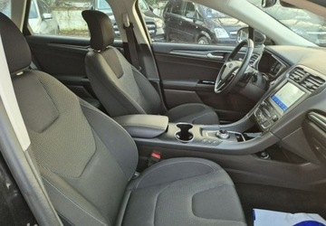 Ford Mondeo V Kombi Facelifting 2.0 EcoBlue 150KM 2020 Ford Mondeo Maly przebieg Automat 2.0 Diesel 150KM, zdjęcie 17