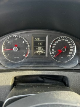 Volkswagen Caravelle T5 Caravelle Facelifting długi rozstaw osi 2.0 TDI 102KM 2013 VW Transporter T6 9-osobowy 2013r, 102KM, zdjęcie 5