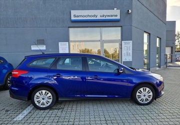 Ford Focus III Kombi Facelifting 1.5 TDCi 95KM 2017 Ford Focus Ford Focus 1.5 TDCiEcoBlue 95 KM M6 SalonPLSerwisASOFVMarza, zdjęcie 9
