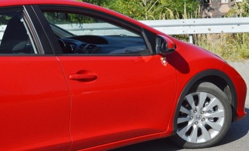 Honda Civic IX Hatchback 5d 1.4 i-VTEC 100KM 2013 HONDA CIVIC IX 1.4 i-VTEC 100 KM, zdjęcie 11