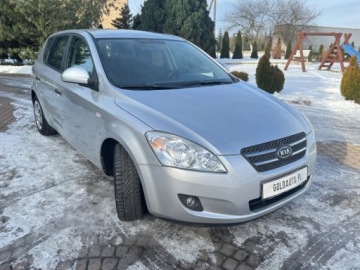 Kia Ceed I Hatchback 5d Facelifting 1.6 DOHC CVVT 126KM 2010 Kia Ceed 1.6 Isg 126KM Klima Piekny stan Sprawdz 1.6 Benzyna 126KM, zdjęcie 25