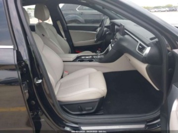  Genesis G70 2.0T 2023 2.0 Benzyna 252KM, zdjęcie 9