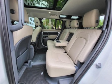 Land Rover Defender IV (L663) 90 3.0 i6P 400KM 2023 LANDROVER DEFENDER SE 110 P300AWD, 2.0l benzyna 300KM Przebieg 32,064km, zdjęcie 23