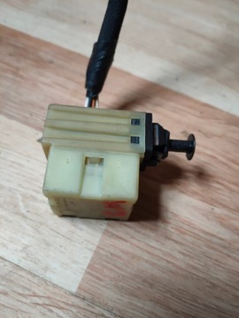 JEEP GRAND CHEROKEE WJ ДАТЧИК ТОРМОЗНОЙ ОСТАНОВКИ