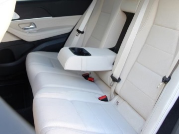 Mercedes GLE V167 SUV Facelifting 2.0 300d 269KM 2025 MERCEDES-BENZ GLE 300 d 4-Matic AMG Line 2.0 (269KM) 2025, zdjęcie 12