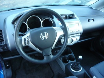 Honda Jazz II 1.4 83KM 2007 Honda Jazz 1.3 83 KM , niski przebieg , ekonomiczne , BEZAWARYJNE, zdjęcie 8