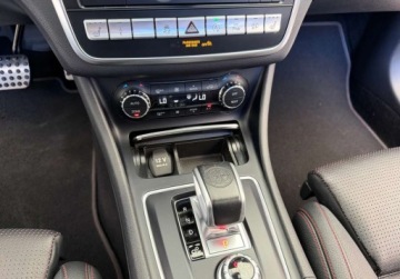 Mercedes CLA C117 Shooting Brake Facelifting AMG 2.0 45 AMG 381KM 2017 Mercedes-Benz CLA 4x4 CLA AMG 45 2.0 Benz 381 KM Salon PL 56.000 km Wars, zdjęcie 10